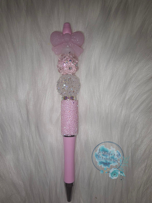 Pink 3d bow with sparkle beads